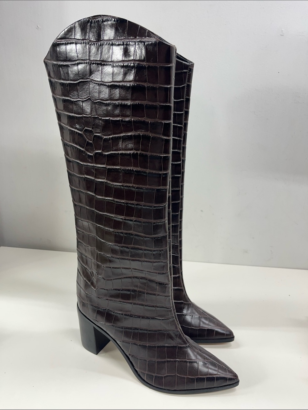 New Schutz Analeah Chocolate Brown Croc-Embossed Boots Size 10 - Picture 2 of 7